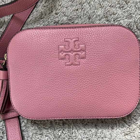 Tory Burch Handbags - Almost brand new Tory Birch belt bag